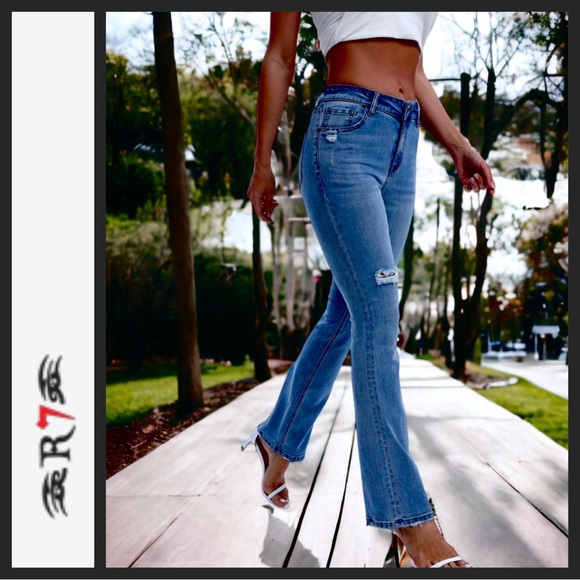 NWT R7 High Rise Distressed Bootcut Jeans - Picture 1 of 9
